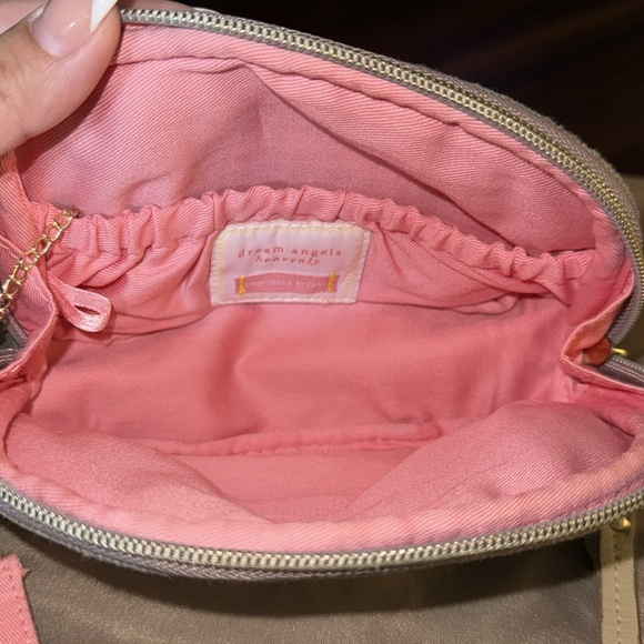 Victoria Secret taupe canvas w/goldtone hardware zip around wristlet NWOT - Picture 6 of 14